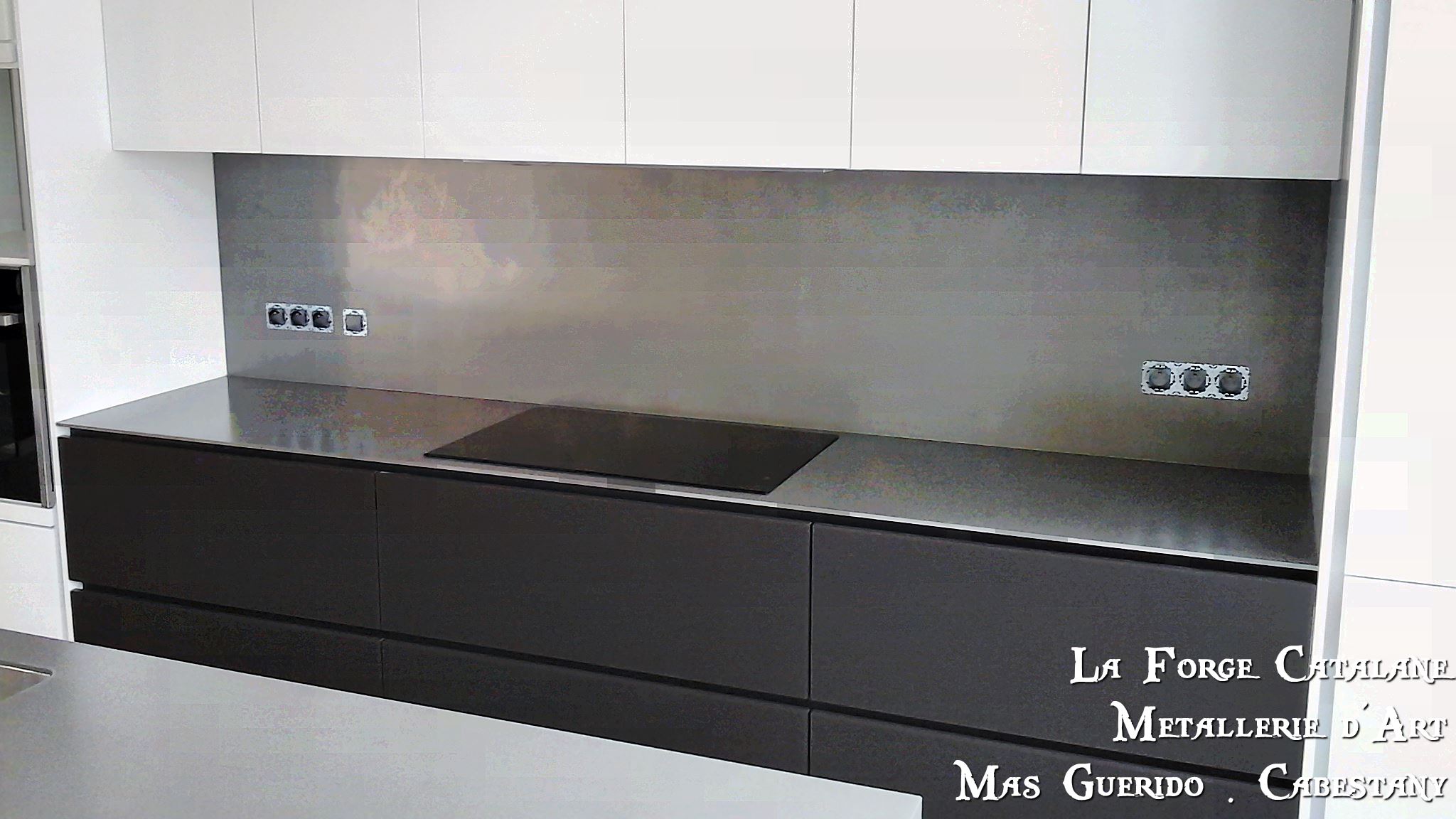 plan de travail credence cuisine fer Forge Catalane Cabestany.jpg